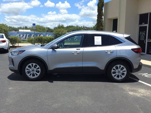 Used 2024 Ford Escape Active w/ Tech Pack #2 FWD image 8