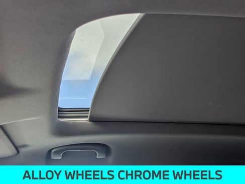 Used 2022 Chevrolet TrailBlazer ACTIV w/ Sun and Liftgate Package image 17