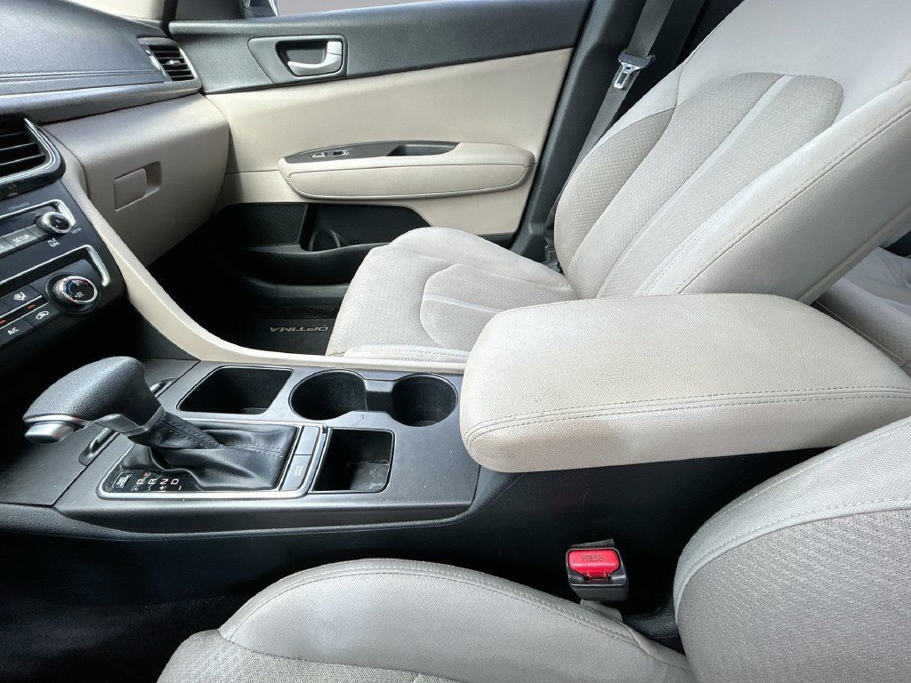 Used 2018 Kia Optima LX w/ Convenience Package FWD image 25