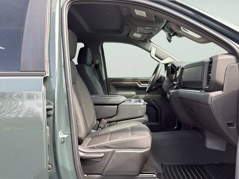 Used 2026 Chevrolet Silverado 1500 LT AWD/4WD image 11