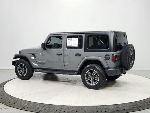 Used 2023 Jeep Wrangler Sahara w/ Cold Weather Group image 5