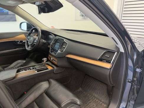 Used 2019 Volvo XC90 T6 Inscription w/ Advanced Package image 25