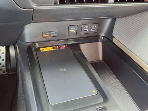 Certified 2025 Toyota Camry SE w/ Convenience Package image 20