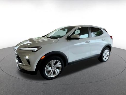 Used 2025 Buick Encore GX Preferred image 12