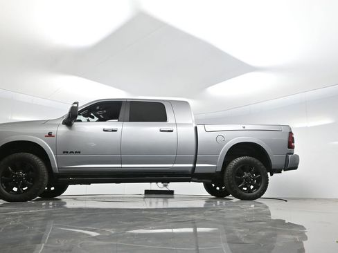 Used 2023 RAM 2500 Limited image 74