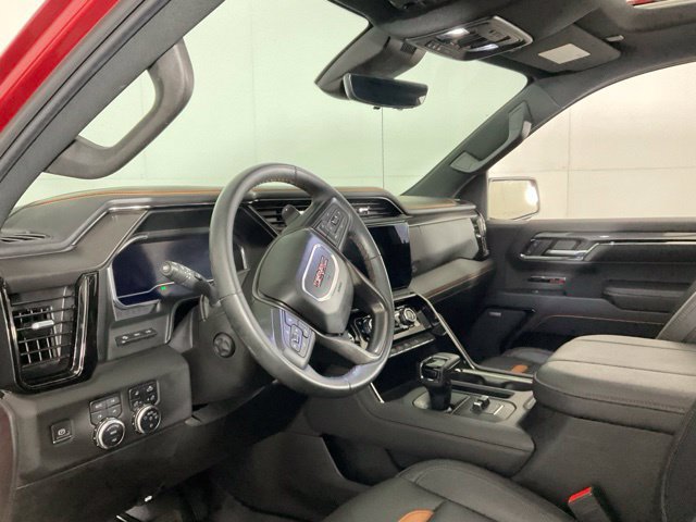 Used 2024 GMC Sierra 1500 AT4 w/ Technology Package AWD/4WD image 23
