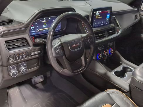 Used 2023 GMC Yukon AT4 w/ Technology Package image 12