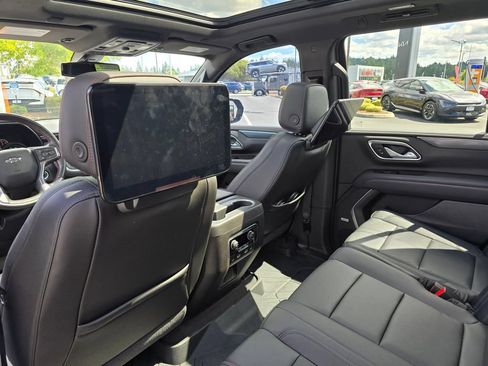 Used 2021 Chevrolet Tahoe RST w/ Rear Media and Nav Package AWD/4WD image 12