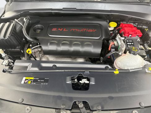 Used 2021 Jeep Compass Limited AWD/4WD image 23