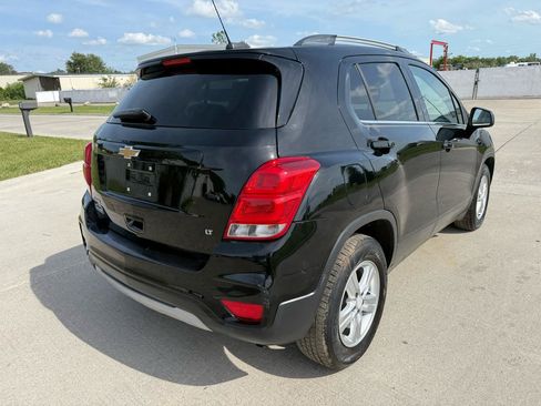 Used 2017 Chevrolet Trax LT FWD image 5