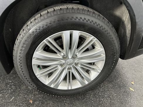 Used 2023 Mitsubishi Outlander ES image 14