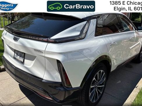 Used 2024 Cadillac Lyriq Sport AWD/4WD image 2