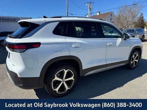Used 2025 Volkswagen Tiguan SE AWD/4WD image 5