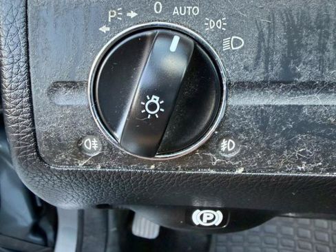 Used 2008 Mercedes-Benz E 350 4MATIC Sedan image 22