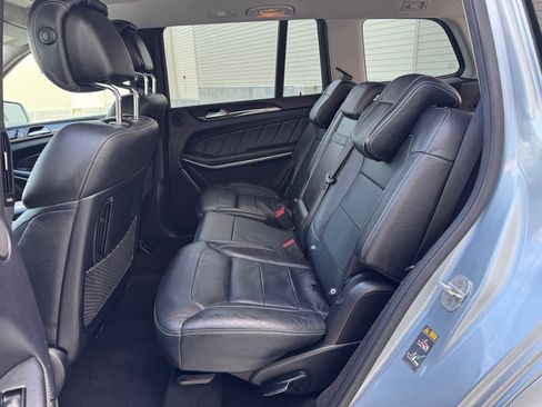 Used 2016 Mercedes-Benz GL 550 4MATIC image 19