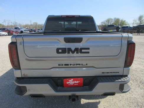 New 2026 GMC Sierra 1500 Denali w/ Denali Reserve Package image 5