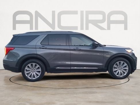 Used 2023 Ford Explorer Limited w/ Limited Technology Package image 11