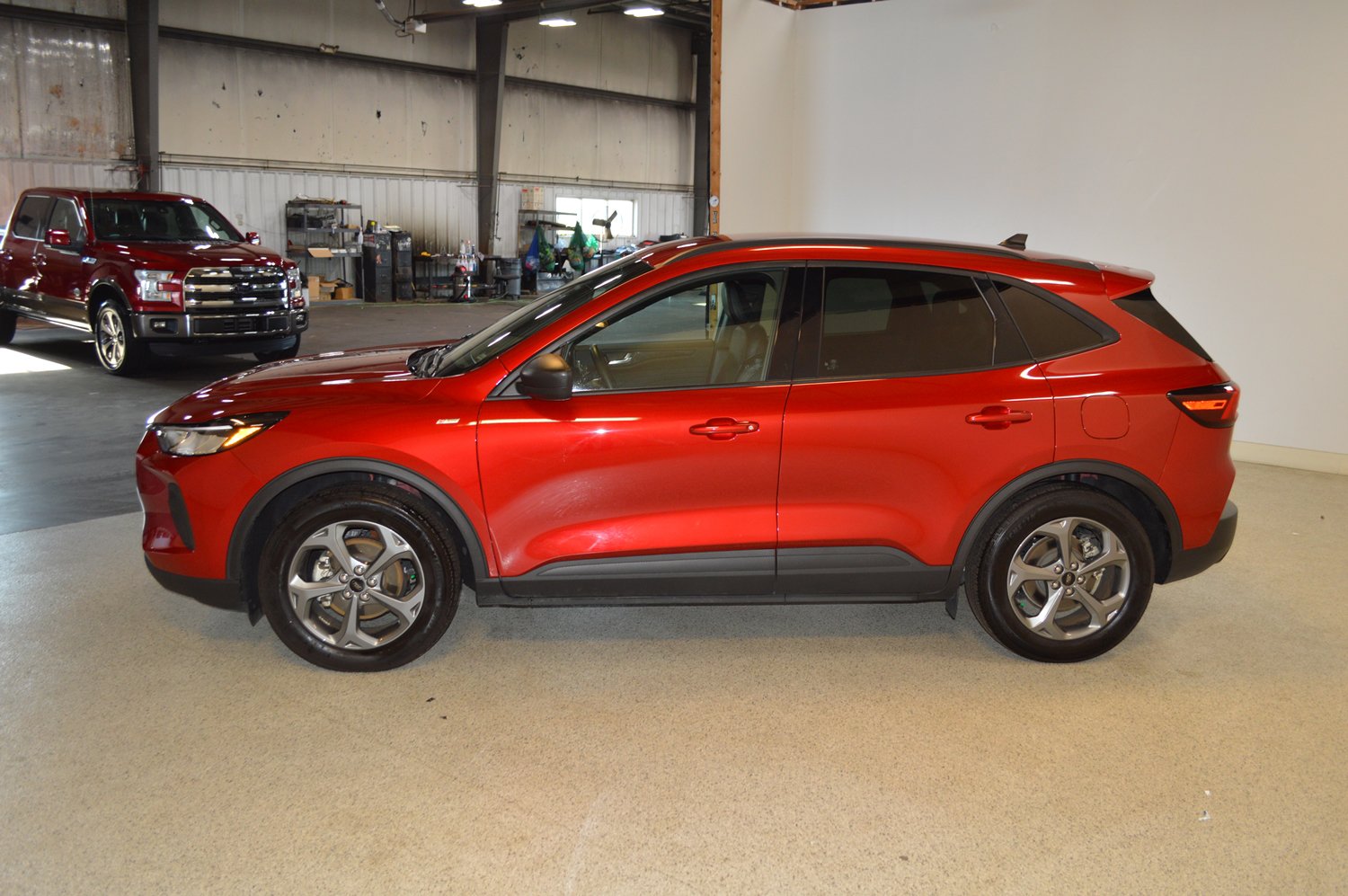 Used 2026 Ford Escape ST-Line FWD image 6
