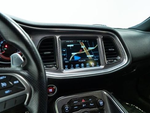Used 2015 Dodge Challenger SRT Hellcat image 23