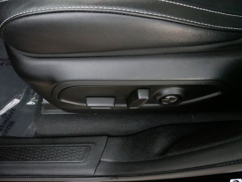 Used 2023 Jeep Grand Cherokee L Limited image 20