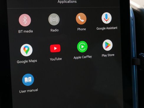 Used 2025 Volvo EX30 Ultra w/ Climate Package image 28