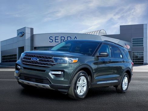 Used 2024 Ford Explorer XLT w/ Equipment Group 202A AWD/4WD image 1