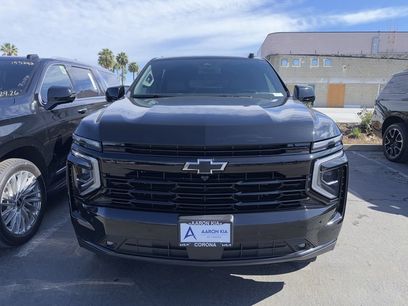 Used 2025 Chevrolet Suburban RST