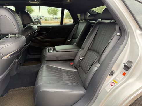 Used 2019 Lexus LS 500 w/ Interior Upgrade Package RWD image 12