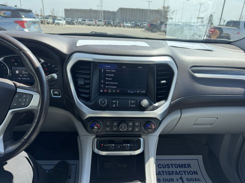 Used 2021 GMC Acadia SLT w/ Preferred Package AWD/4WD image 12
