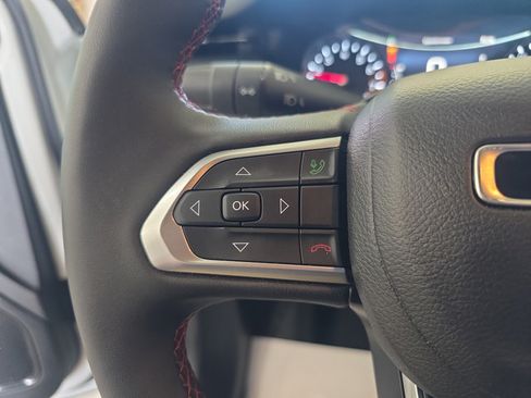 Used 2026 Jeep Compass Trailhawk AWD/4WD image 15