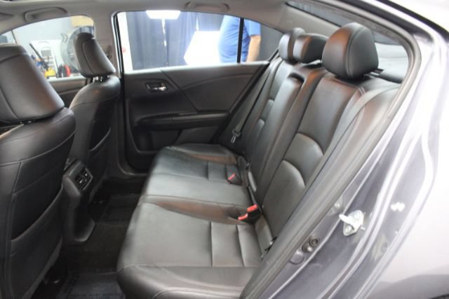 Used 2016 Honda Accord EX-L image 22