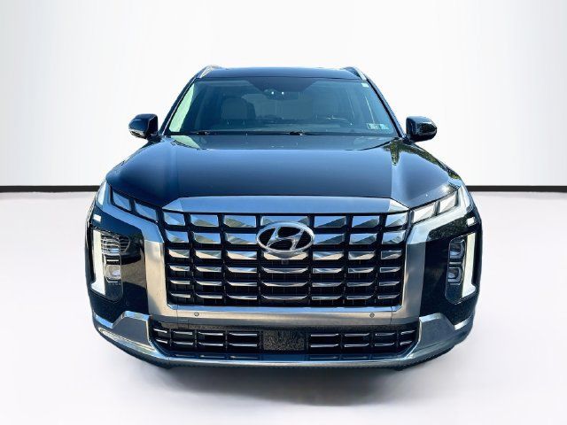 Used 2024 Hyundai Palisade Calligraphy AWD/4WD image 2