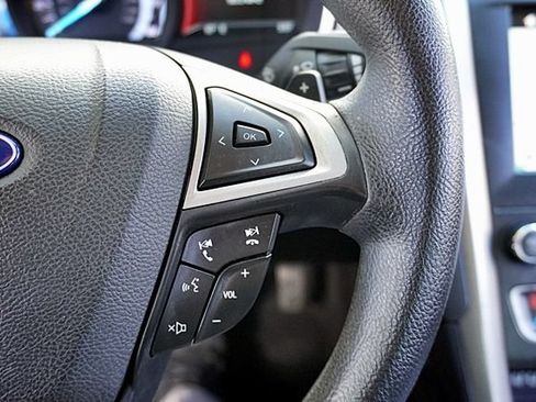 Used 2019 Ford Fusion SE FWD image 44