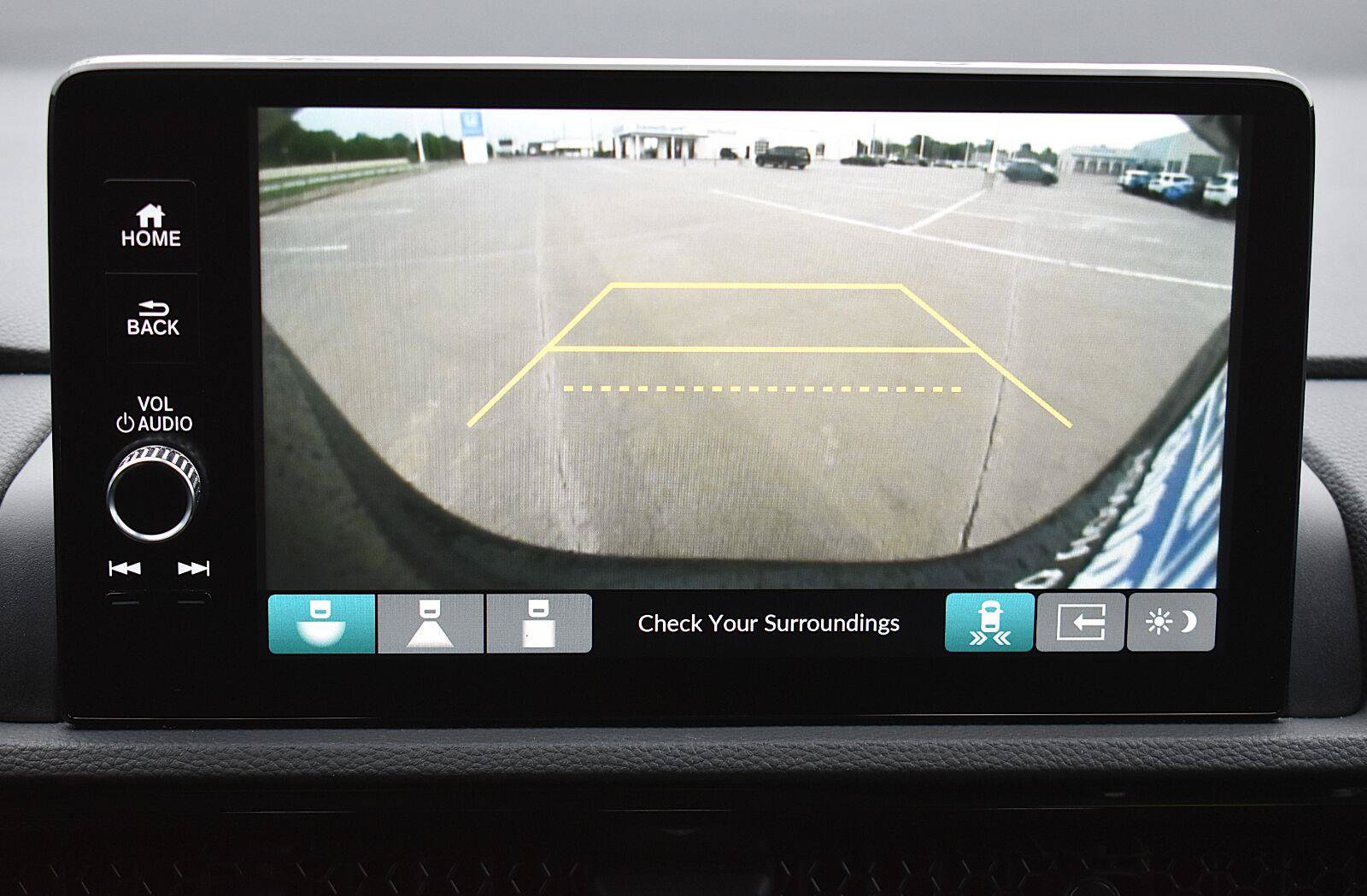 Used 2024 Honda CR-V Sport Touring image 5