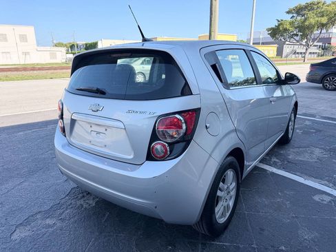 Used 2014 Chevrolet Sonic LT image 9