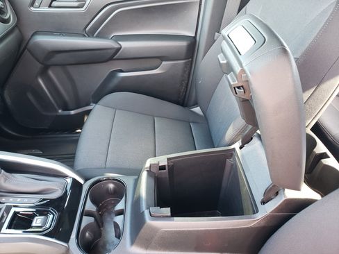 Used 2023 Chevrolet Colorado W/T w/ Advanced Trailering Package image 28