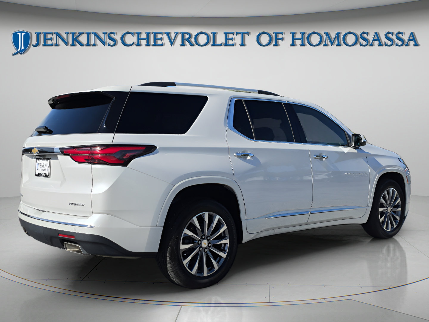Used 2022 Chevrolet Traverse Premier AWD/4WD image 4