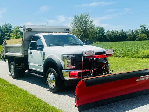 Used 2019 Ford F550 4x4 Regular Cab Super Duty image 5