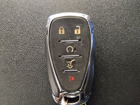 Used 2023 Chevrolet Equinox LT w/ Driver Convenience Package image 31