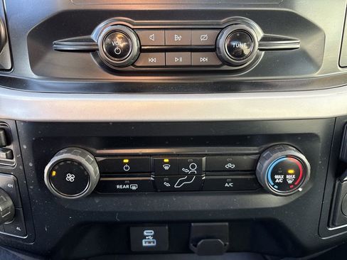 Used 2023 Ford F150 XLT w/ Trailer Tow Package image 23