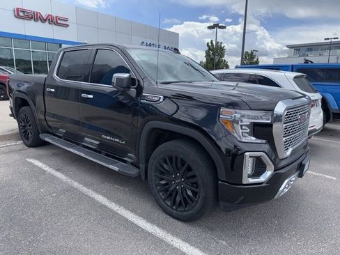 Used 2021 GMC Sierra 1500 Denali w/ Driver Alert Package II AWD/4WD image 2