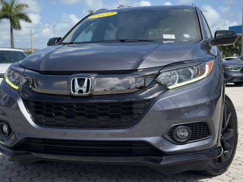 Used 2022 Honda HR-V Sport image 2
