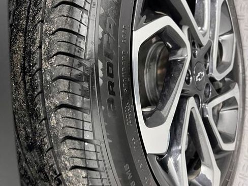 Used 2025 Chevrolet Trax RS w/ Driver Confidence Package image 20