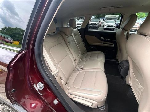 Used 2021 Lincoln Corsair AWD w/ Equipment Group 101A image 26