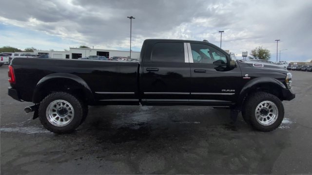Used 2023 RAM 3500 Laramie AWD/4WD image 9