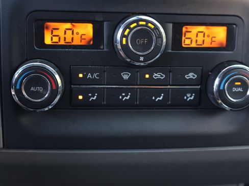 Used 2019 Nissan Frontier SV w/ Value Truck Package RWD image 10