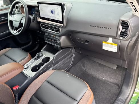 New 2025 Ford Bronco Sport Outer Banks image 13