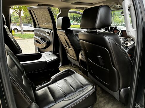 Used 2015 GMC Yukon XL Denali w/ Touring Package RWD image 28