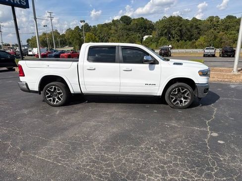 Used 2025 RAM 1500 Laramie AWD/4WD image 2