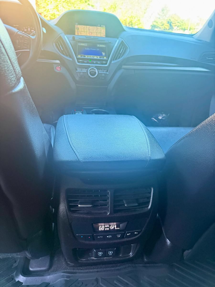 Used 2017 Acura MDX w/ Technology Package AWD/4WD image 24